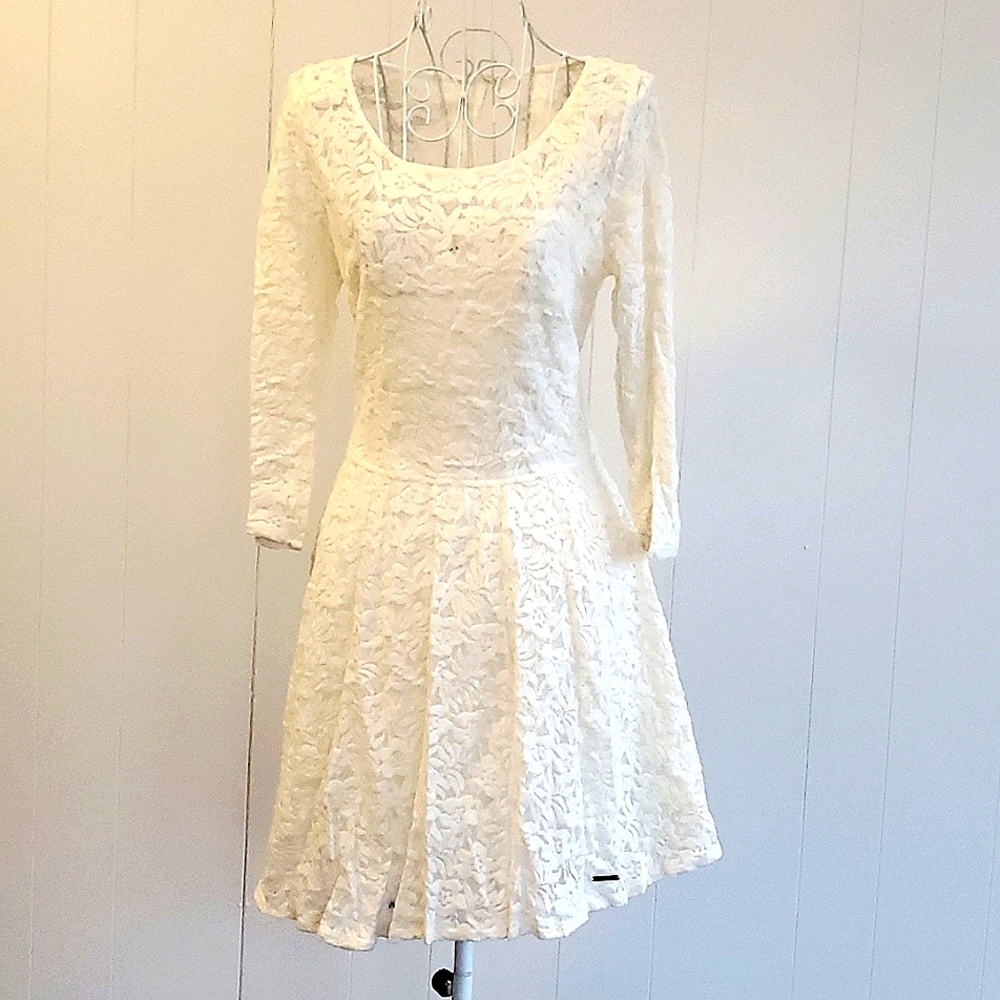Abercrombie Fitch Scoop Neck All Lace 3/4 Sleeve Skater Ivory Mini Dress Size 8